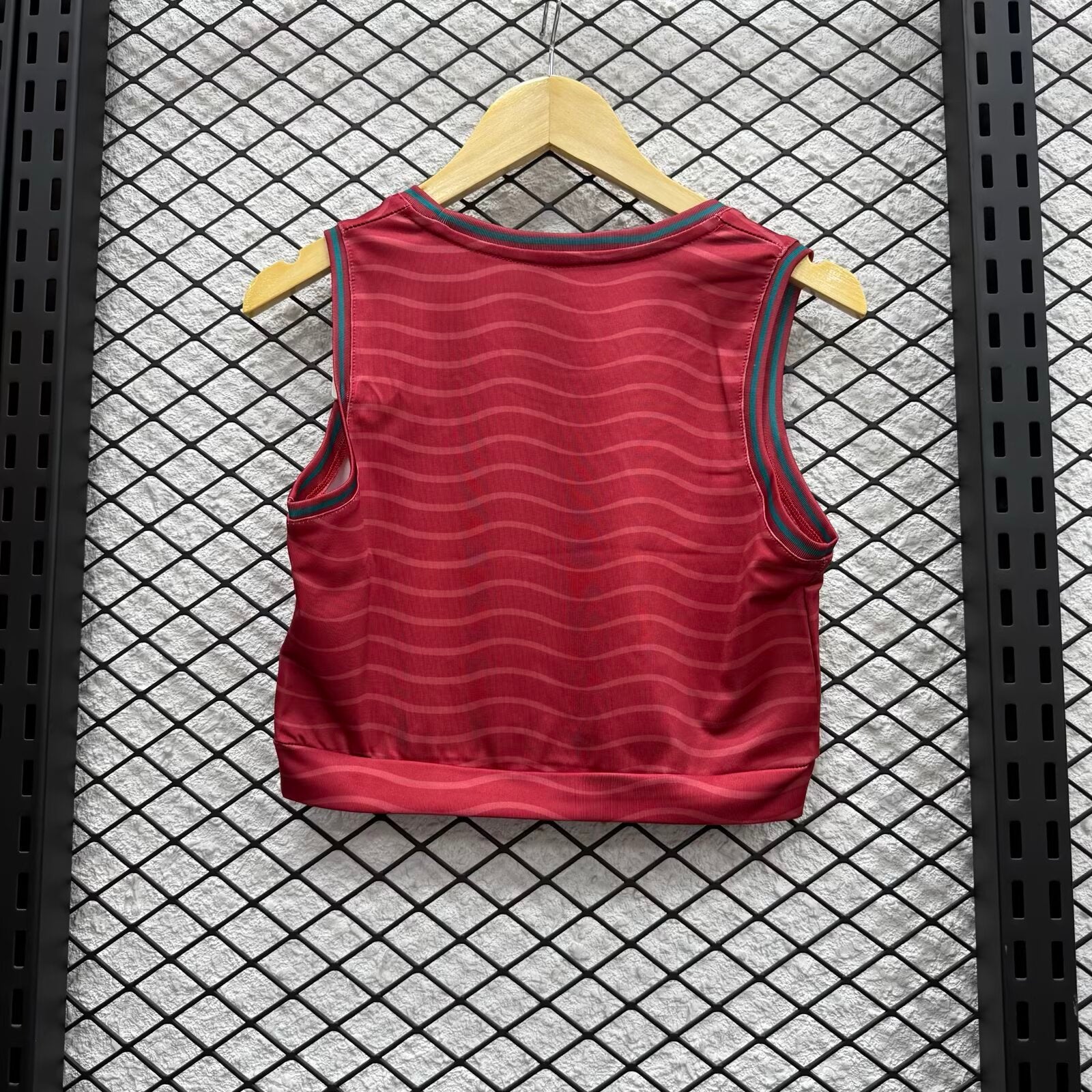 Portugal Home Crop Vest