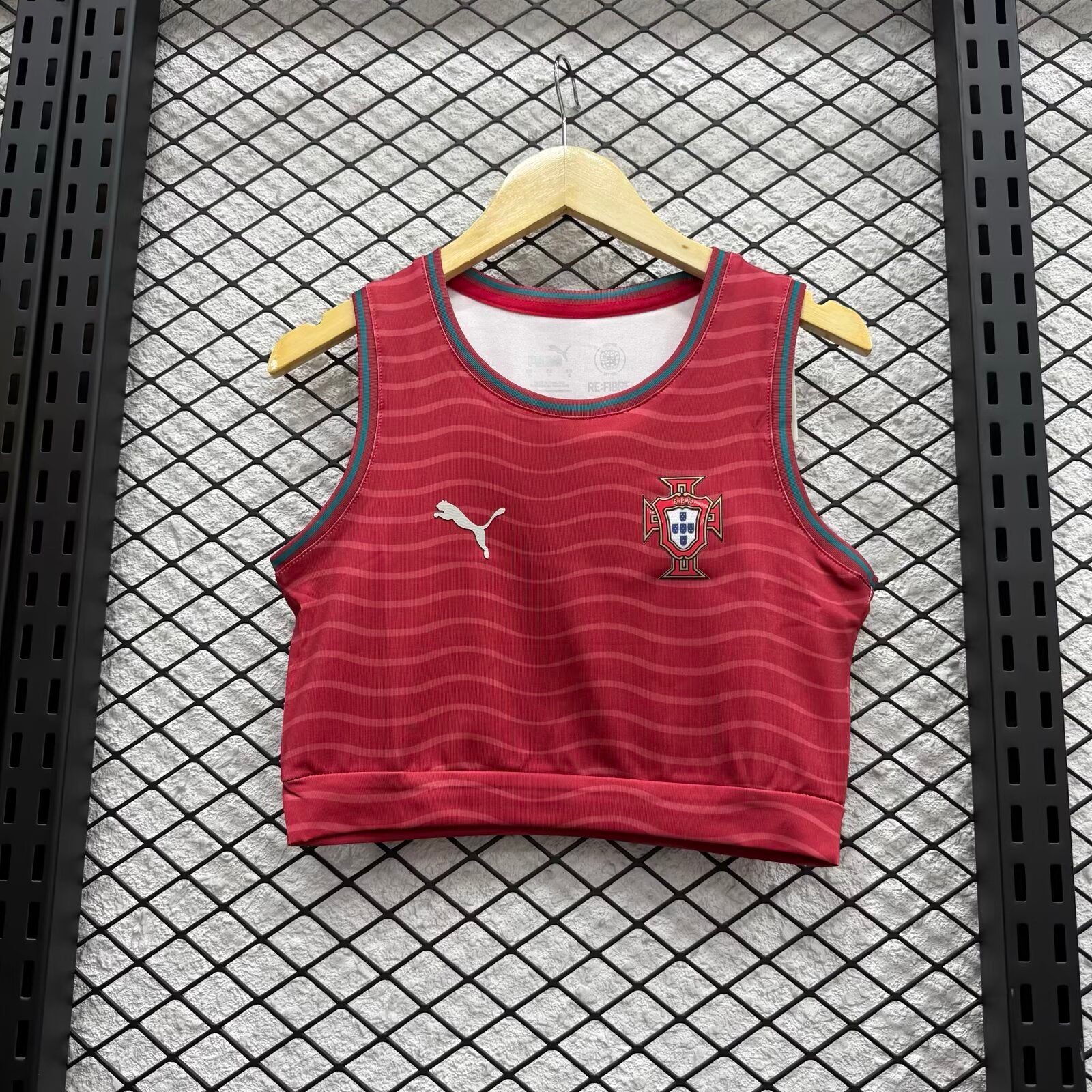 Portugal Home Crop Vest
