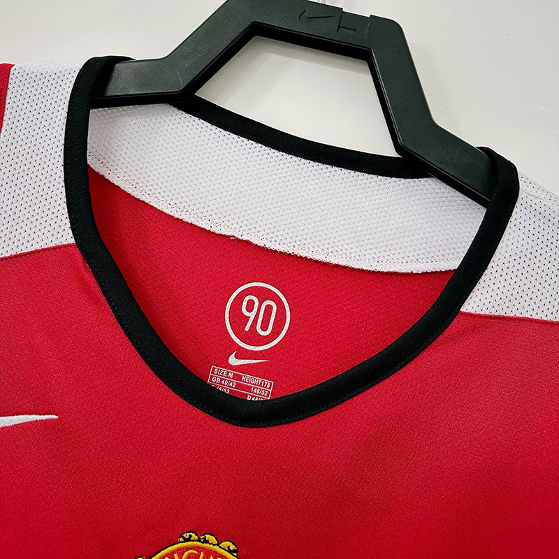 Man United 05/06 Home Retro Jersey
