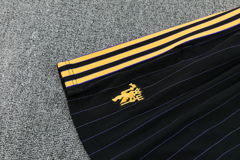 Man United Tank Top & Shorts