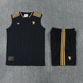 Man United Tank Top & Shorts
