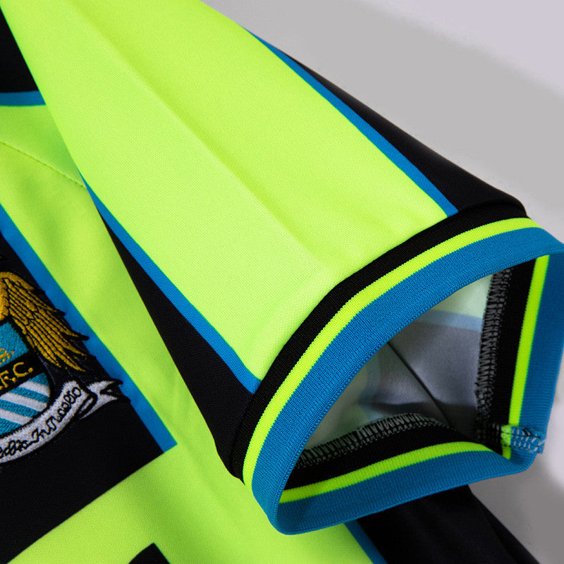 Man City 98/99 Home Retro Jersey