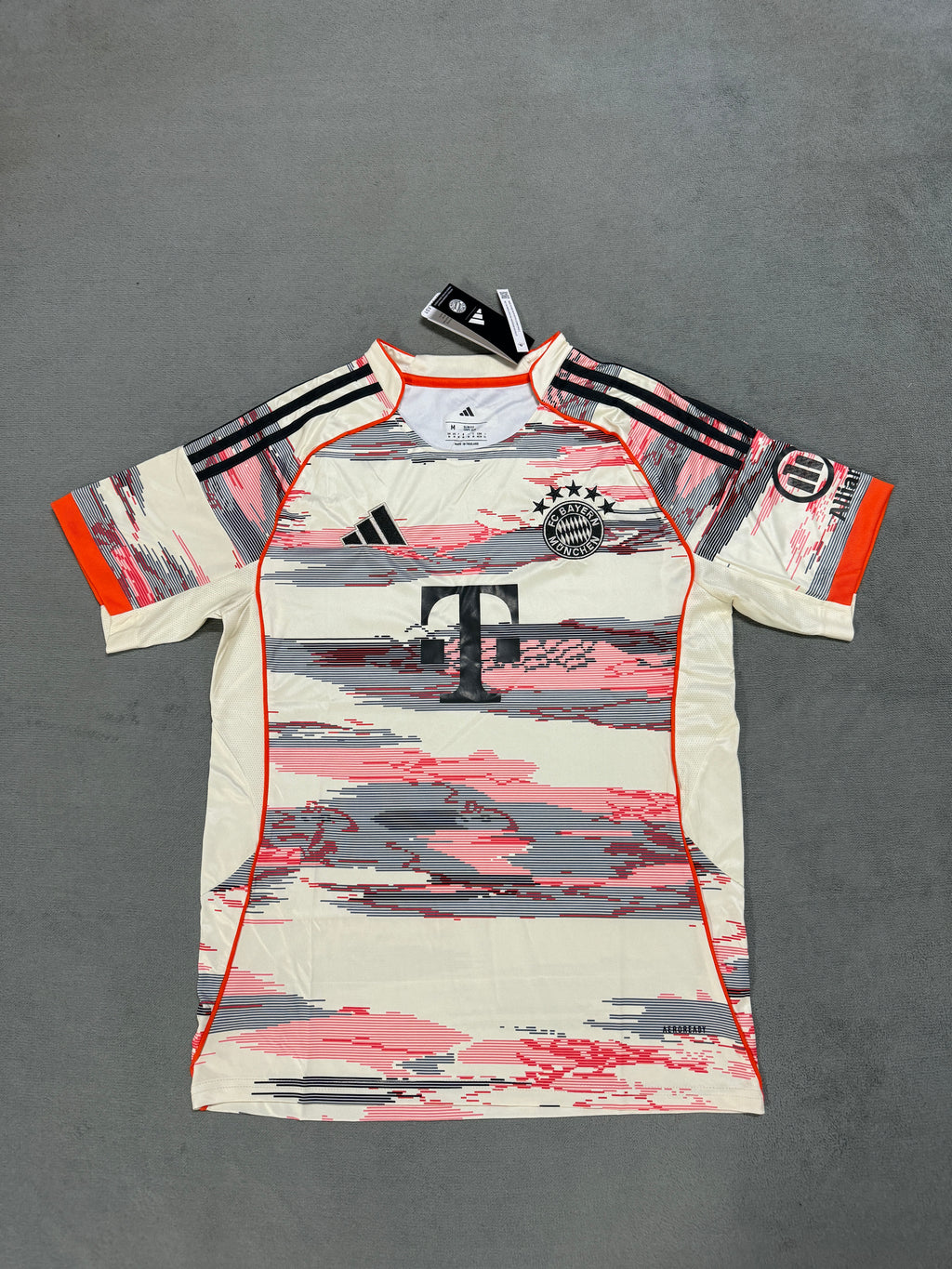 Bayern Munich 25/26 Away Jersey