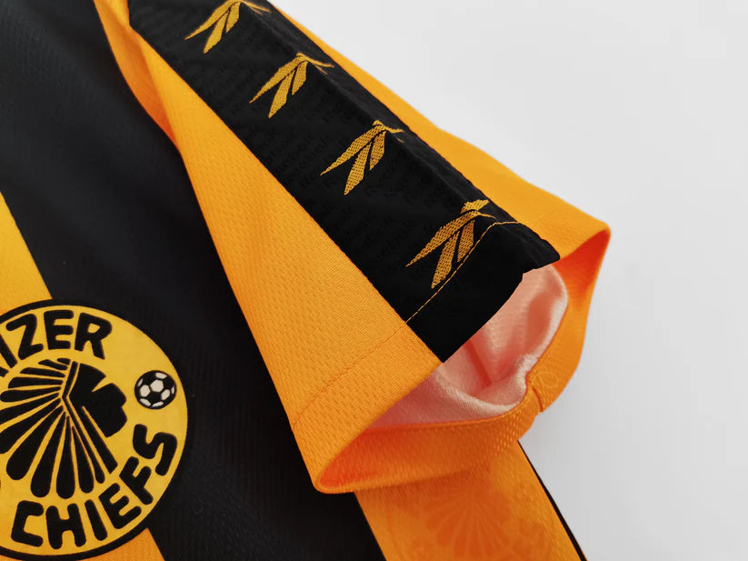 Kaizer Chiefs 1998 Retro Jersey